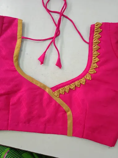 S.R unique fashion